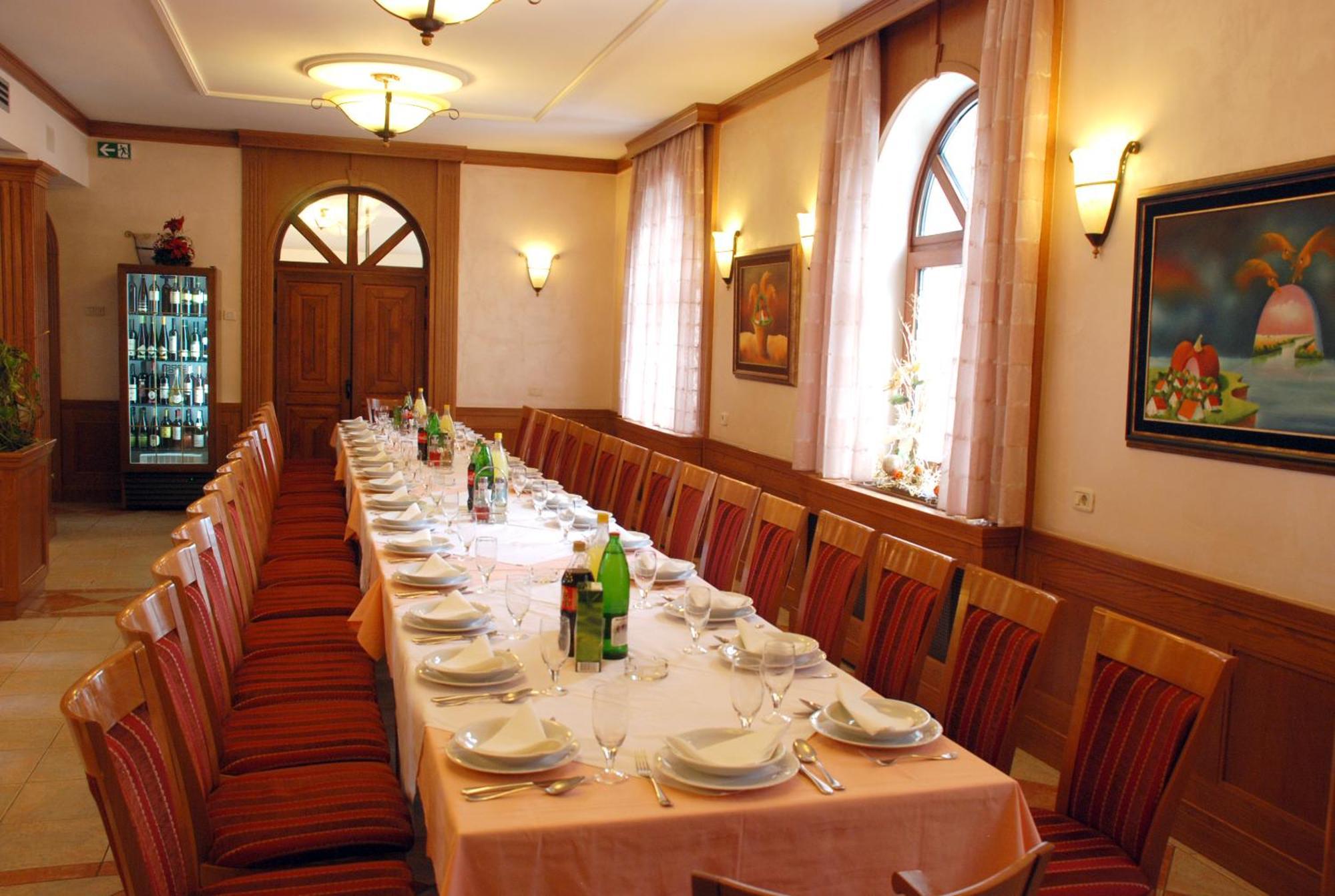 Hotel Sucevic Garni Belgrade Restaurant photo