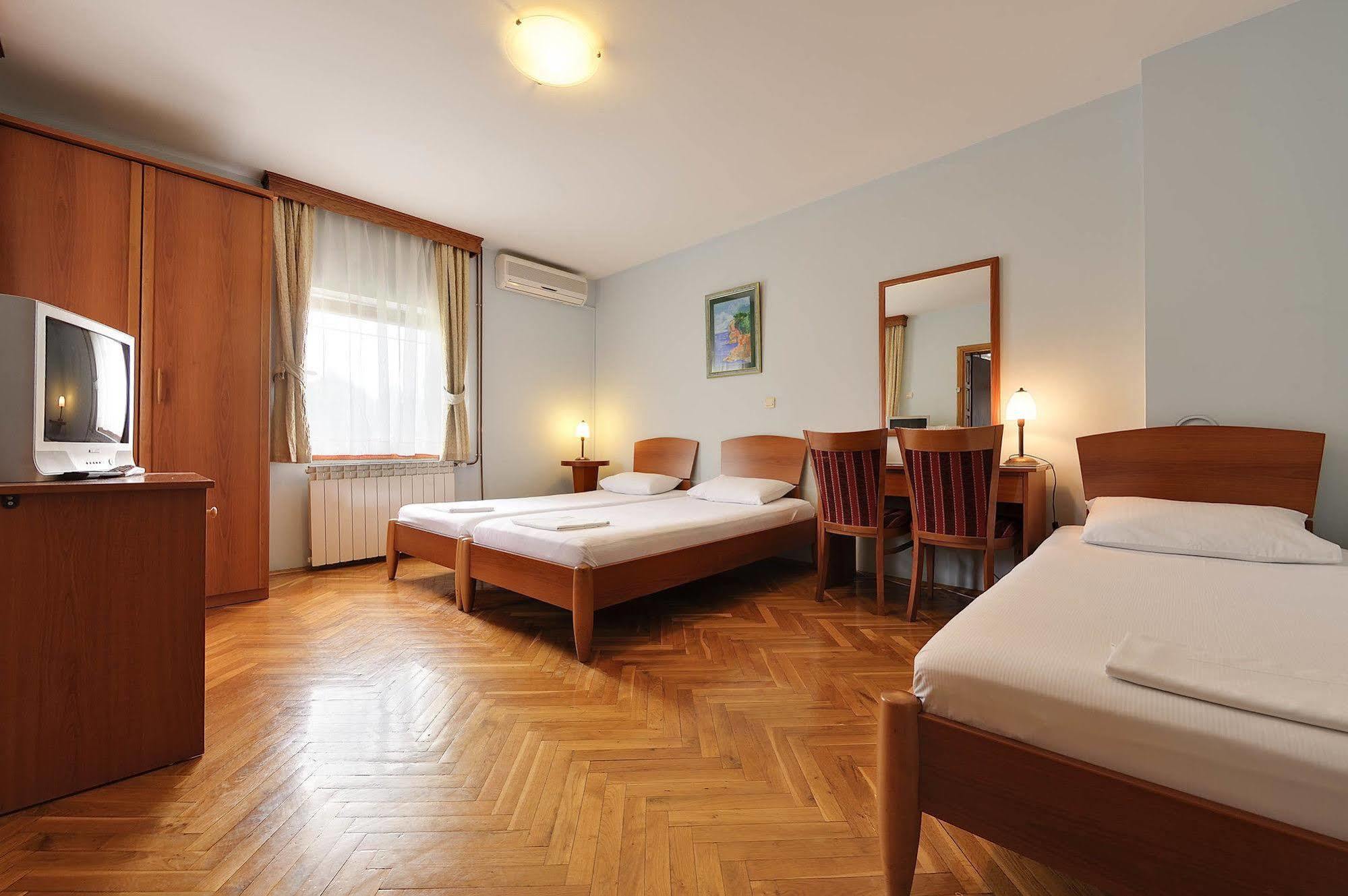 Hotel Sucevic Garni Belgrade Exterior photo