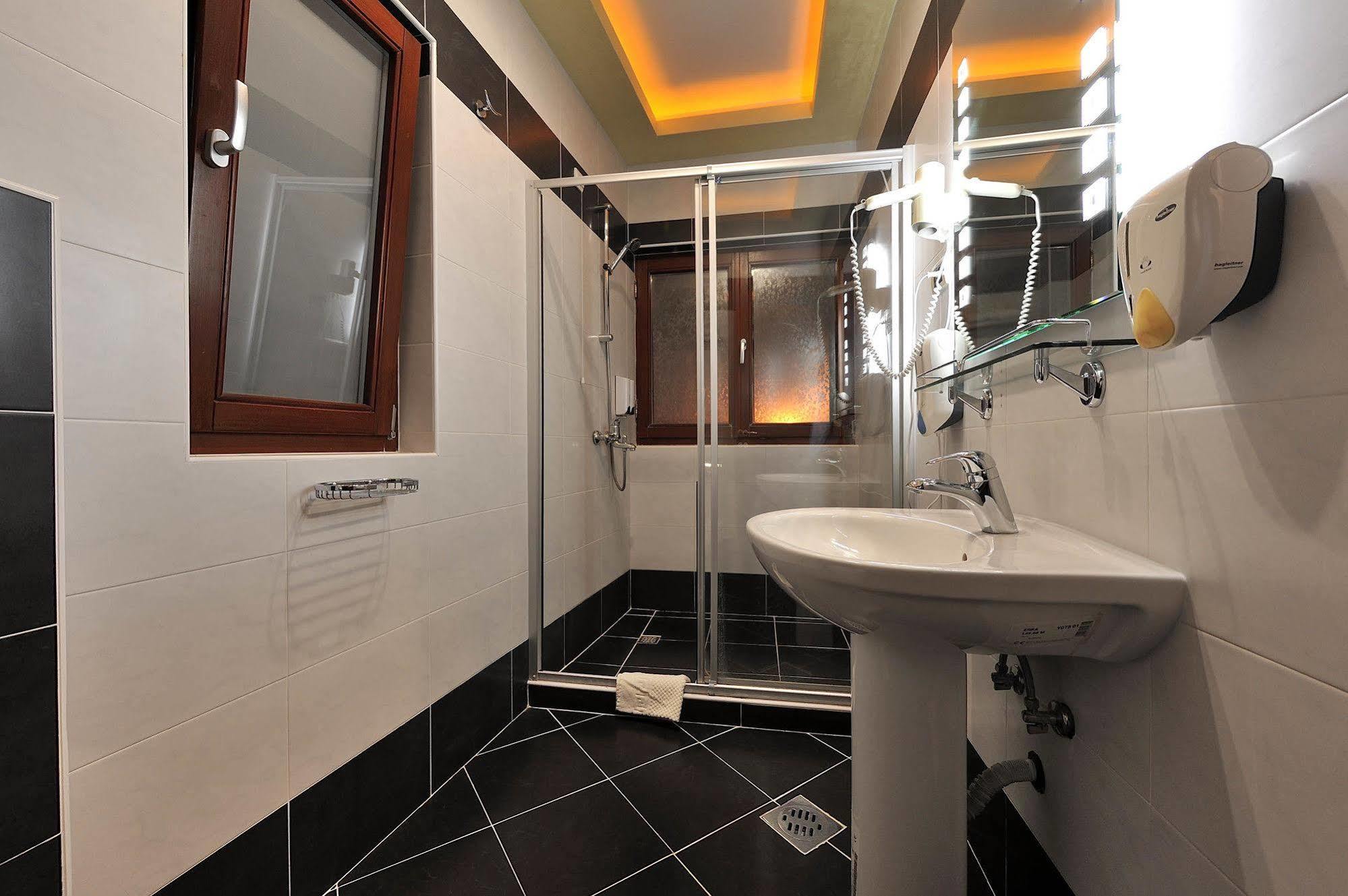 Hotel Sucevic Garni Belgrade Exterior photo